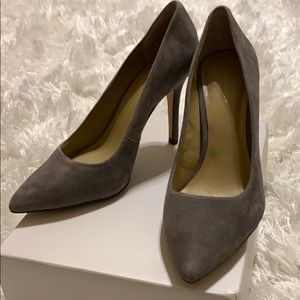 Ann Taylor Cynthia Gray suede pumps